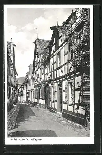 AK Unkel /Rhein, Strassenpartie mit Häusern an der Pützgasse