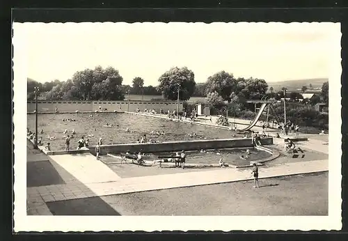 AK Blansko, Koupaliste, Kinder im Schwimmbad