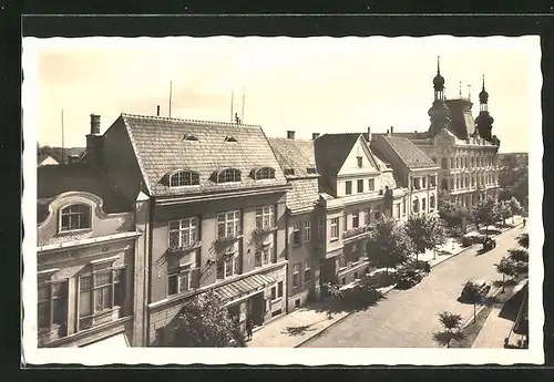 AK Göding / Hodonin, Blick auf Strassenpartie