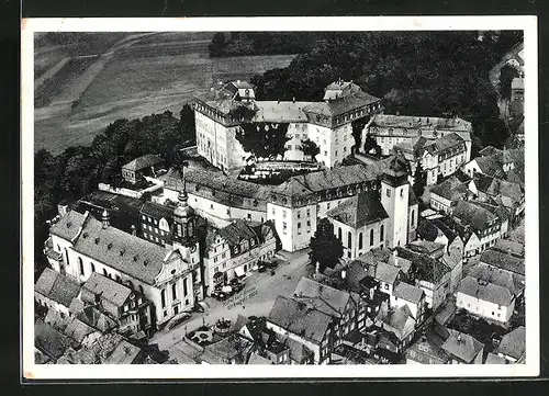 AK Hachenburg, Hotel zur Krone, Ortsansicht aus der Vogelschau