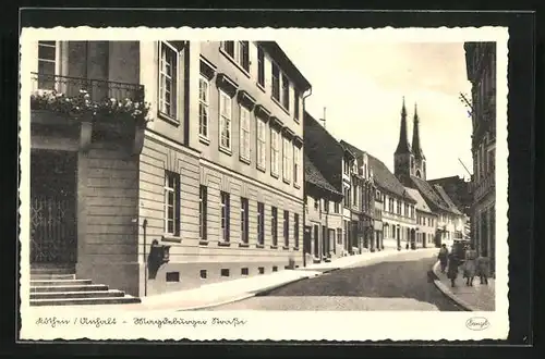 AK Köthen /Anhalt, Magdeburger Strasse mit Geschäft