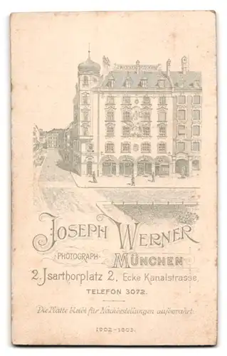 Fotografie Joseph Werner, München, Isartorplatz 2 Ecke Kanalstrasse, Portrait junge Dame im Kleid