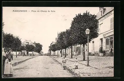 AK Marcoussis, Place du Champ de foire