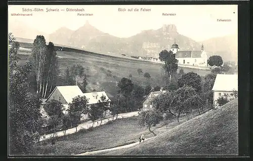 AK Dittersbach, Sächs.-Böhm. Schweiz, Blick über Ort auf die Felsen