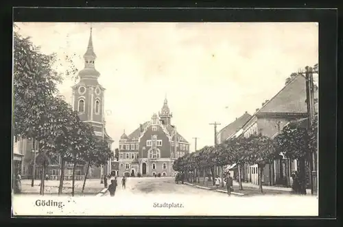 AK Göding / Hodonin, Stadtplatz mit Blick aufs Rathaus