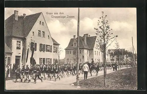 AK Zossen, Truppenlager, Soldatenparade