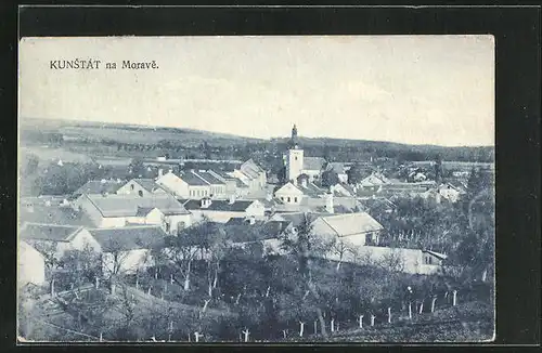 AK Kunstat na Morave, Blick über die Dächer der Stadt zur Kirche