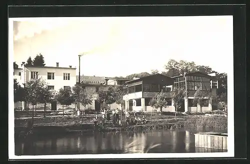 AK Skalka, Uferpartie