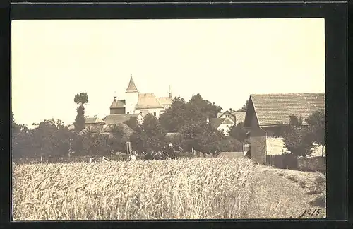 AK Jenisovice, Blick zur Kirche