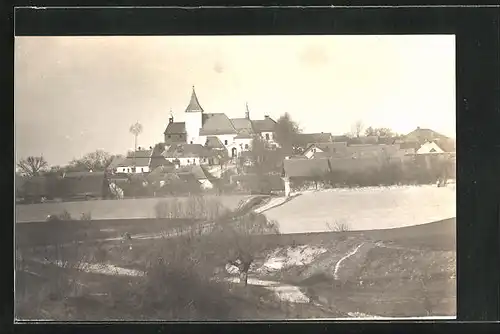 AK Jenisovice, Ortsansicht mit Kirche