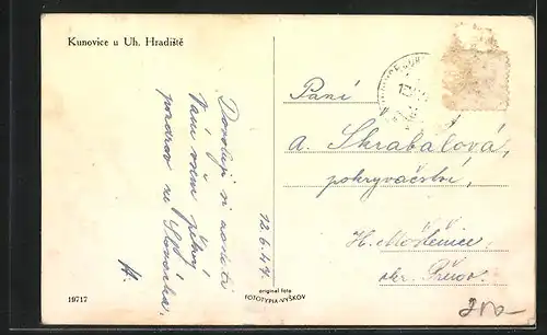 AK Kunovice, Strassenpartie mit Blick zur Kirche