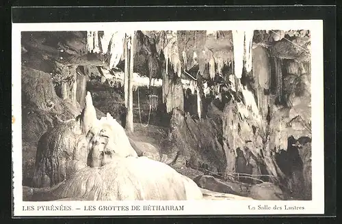 AK Les Pyrenees, Grottes de Betharram, la Salle des Lustres