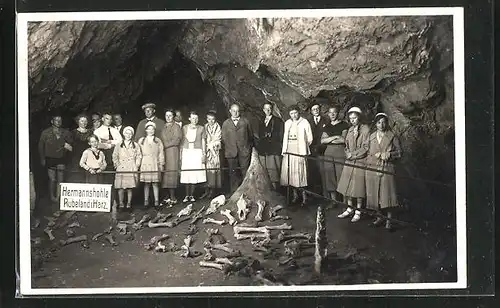 AK Rübeland / Harz, Besuchergruppe in der Hermannshöhle
