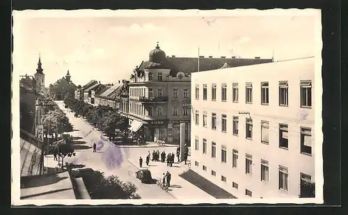 AK Göding / Hodonin, Strassenpartie aus der Vogelschau