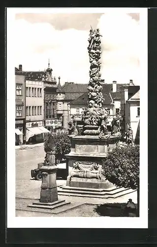 AK Wischau / Vyskov, Stadtplatz, Denkmal