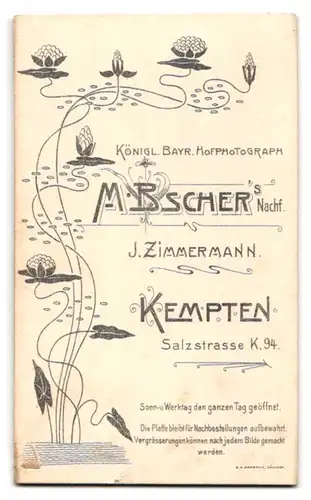 Fotografie J. Zimmermann, Kempten, Salzstrasse K 94, Portrait junge Dame mit Kragenbrosche und Kreuzkette