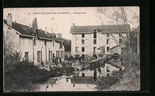 AK Saint-Sulpice-de-Favières, Madagascar