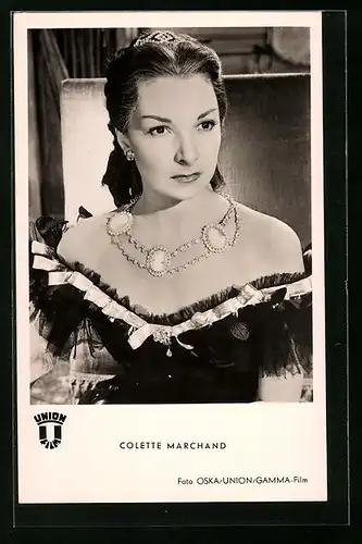 AK Schauspielerin Colette Marchand mit Halskette
