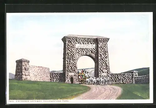 AK Yellowstone Park, WY, Entrance Gateway