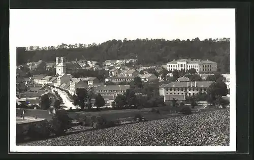 AK Bucovice, Ortsansicht mit Kirche