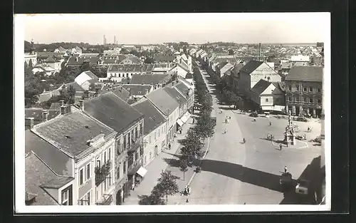 AK Göding / Hodonin, Ortspartie am Mariendenkmal