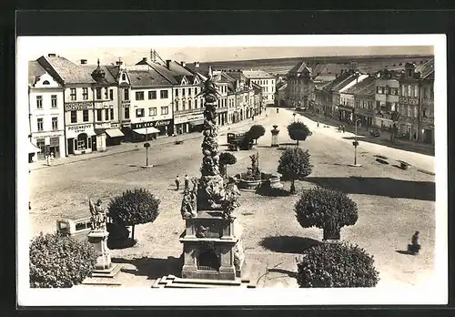 AK Wischau / Vyskov, Masarykplatz mit Denkmal