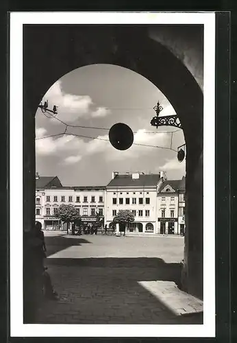 AK Wischau / Vyskov, Blick durch ein Tor