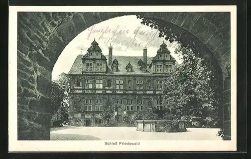 AK Friedewald, Blick über Innenhof aufs Schloss