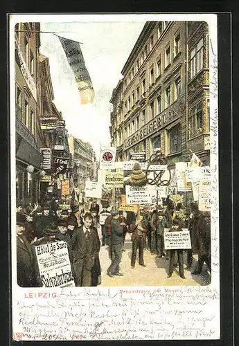 AK Leipzig, Menschenmassen auf der Petersstrasse zur Messe