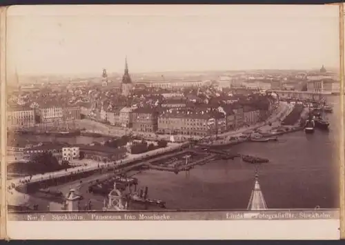 Fotografie Axel Lindahls, Stockholm, Ansicht Stockholm, Panorama der Stadt von der Mosebacke torg aus gesehen, Hafen