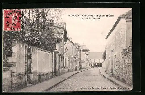 AK Morigny-Champigny, La rue du Pressoir