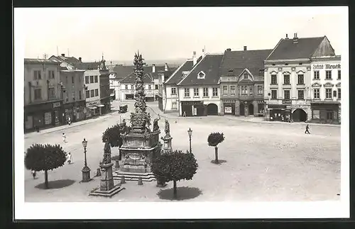 AK Wischau / Vyskov, Namesti, Obchod, Pomnik