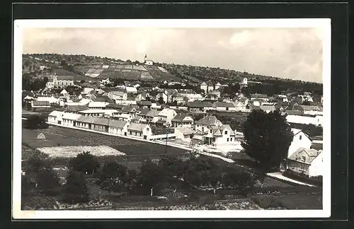 AK Bzenec, Panorama, Wohnhaussiedlung im Ort