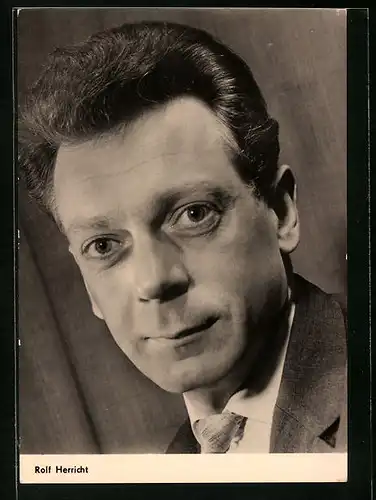 AK Schauspieler Rolf Herricht im Anzug