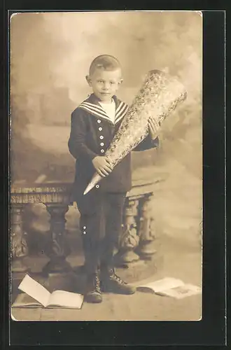 Foto-AK Knabe im matrosenanzug mit Schultüte, Schulanfang 1921, Horst Otto