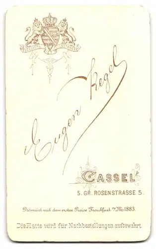 Fotografie Eugen Kegel, Cassel, Gr. Rosenstr. 5, Portrait hessischer Offizier in Uniform