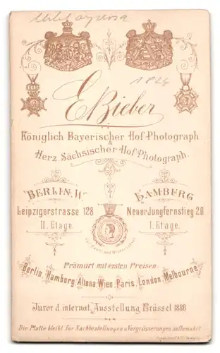 Fotografie E. Bieber, Berlin, Leipzigerstr. 128, Portrait Offizier in Uniform mit Bajonett und Portepee