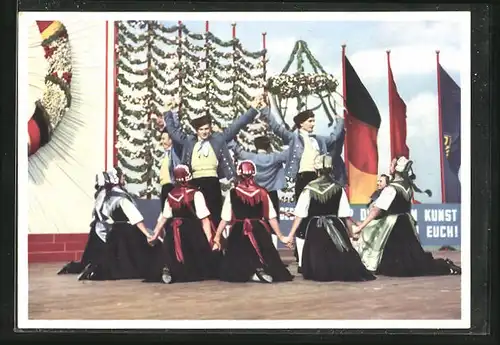 AK Staatliches Volkskunst-Ensemble der DDR, Tanzgruppe beim Jägerquadrille und Ammerländer