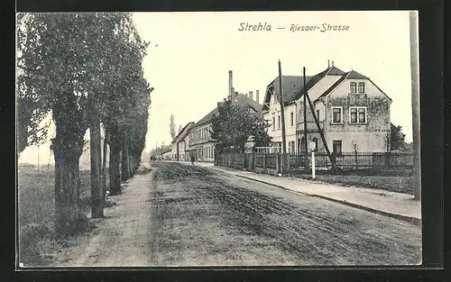 AK Strehla, Partie der Riesaer-Strasse