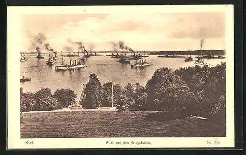 AK Kiel, Blick auf den Kriegshafen mit Schiffen