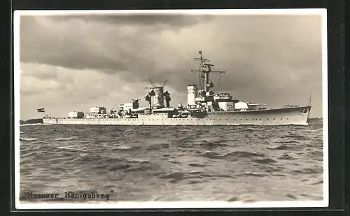 AK Blick auf Kreuzer Königsberg, Kriegsmarine