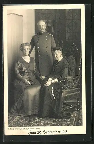 AK Badischer Opfertag 1915, Grossherzog Friedrich II. und Grossherzogin Hilda von Baden mit alter Frau