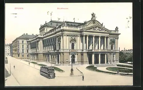 AK Brünn, Strassenbahn vor dem Stadttheater