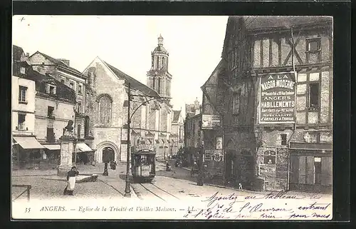 AK Angers, Eglise de la Trinité et Vieilles Maisons, Strassenbahn