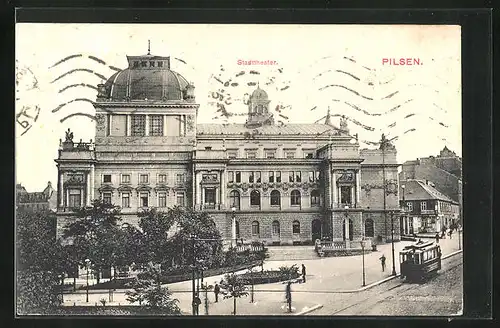 AK Pilsen, Stadttheater mit Strassenbahn
