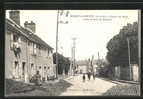 AK Vert-le-Petit, Entrée du Pays route venant du Bouchet