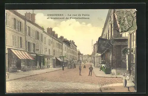 AK Essonnes, La rue de Paris et boulevard de Fontainebleau