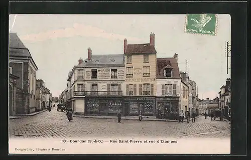 AK Dourdan, Rue Saint-Pierre et rue d`Etampes