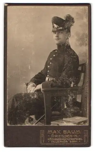 Fotografie Max Baum, Dresden, Königsbrückerstr. 64, Portrait sächsischer Jäger in Uniform Rgt. 108