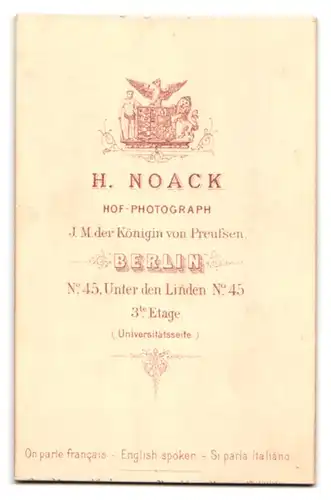 Fotografie H. Noack, Berlin, Unter den Linden 45, Portrait kleines Kind im hübschen Kleid